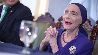 Condecoración a Alicia Alonso  Prima Ballerina del Ballet Cuba
